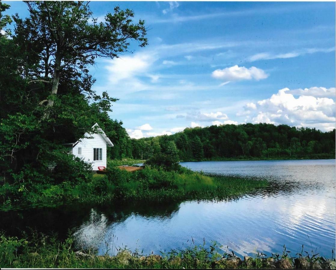 Miners' Bay Lodge Minden Exterior photo