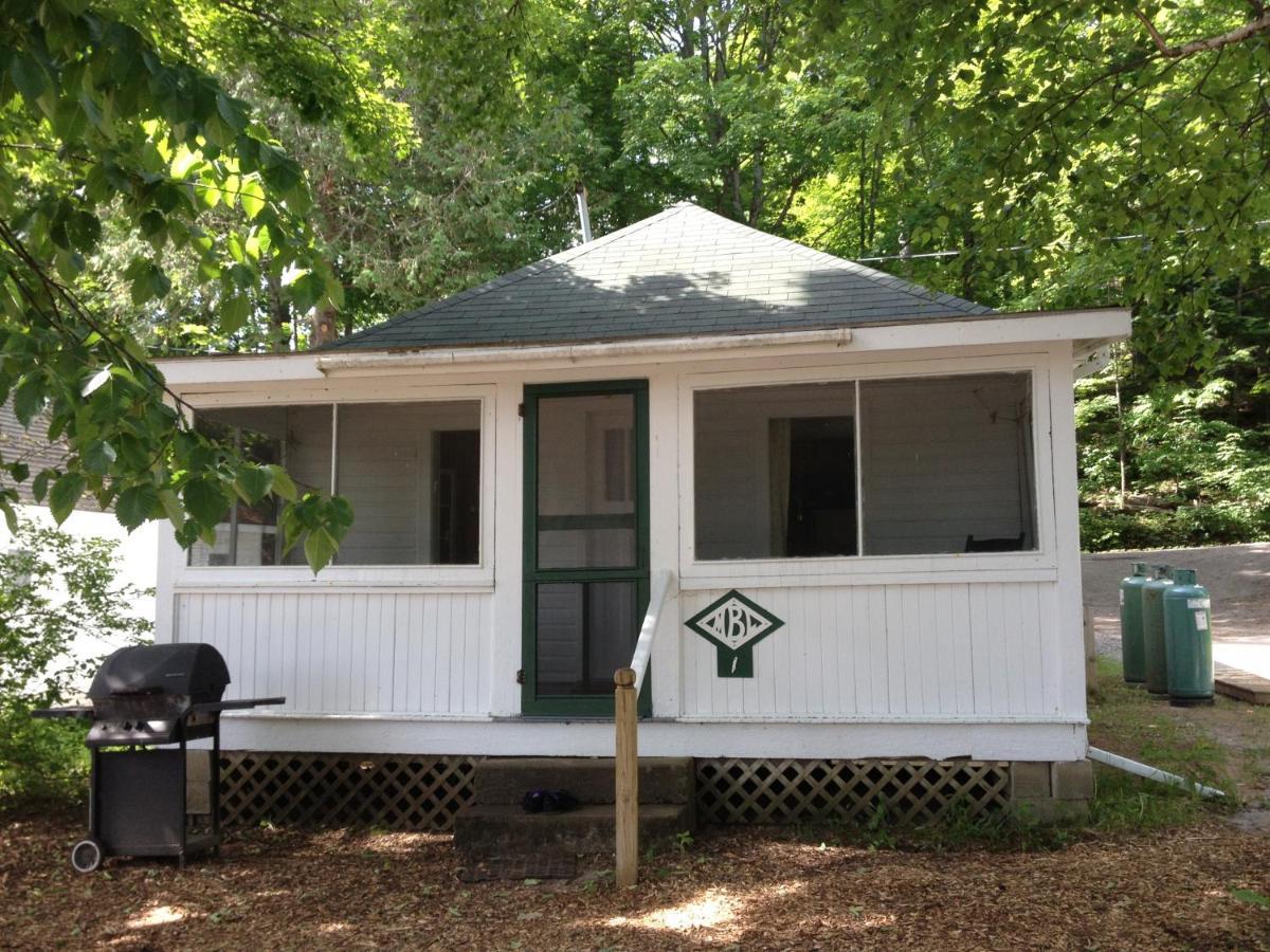 Miners' Bay Lodge Minden Exterior photo
