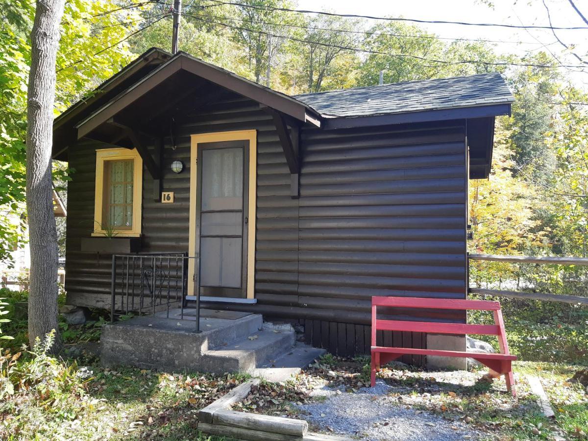 Miners' Bay Lodge Minden Room photo