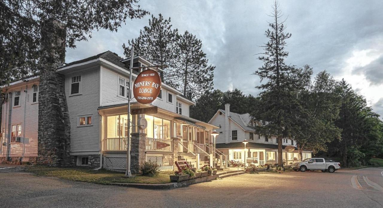 Miners' Bay Lodge Minden Exterior photo
